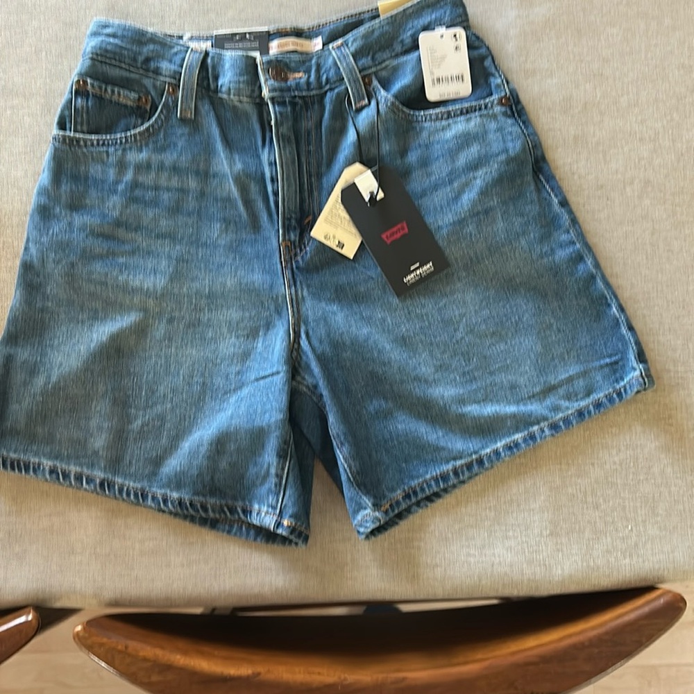 Levi’s High Baggy Shorts Size 26, Linen Denim